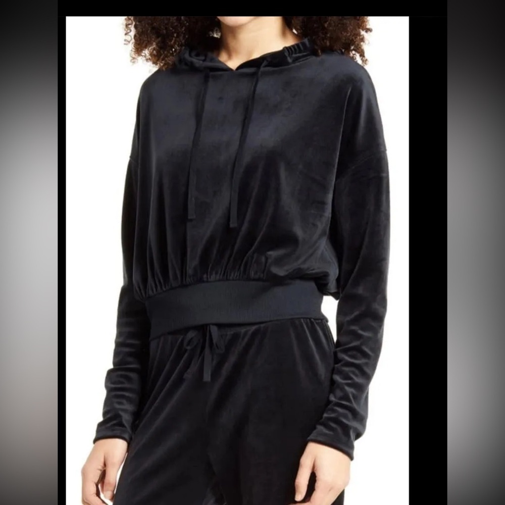 BP Women's Black Velour Hoodie Size Medium